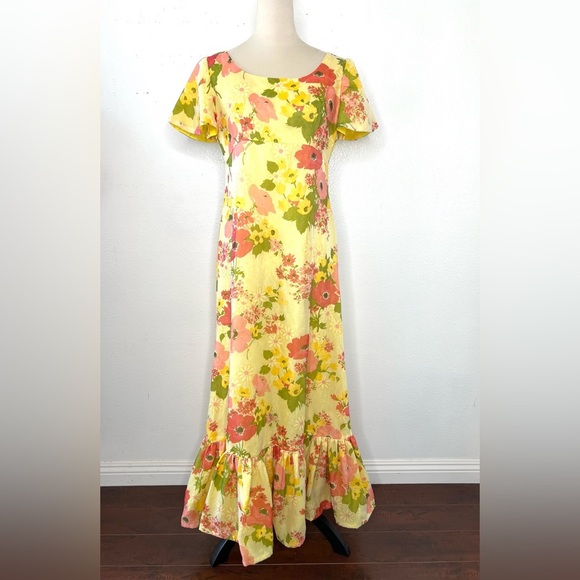 VINTAGE 1970s Floral Maxi Dress Yellow Prairie Gown Bohemian Vtg 70s Boho - Picture 1 of 9